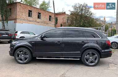 Внедорожник / Кроссовер Audi Q7 2013 в 