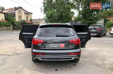 Внедорожник / Кроссовер Audi Q7 2013 в 