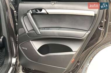 Внедорожник / Кроссовер Audi Q7 2013 в 