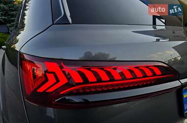 Внедорожник / Кроссовер Audi Q7 2020 в 