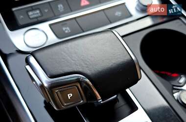 Внедорожник / Кроссовер Audi Q7 2020 в 