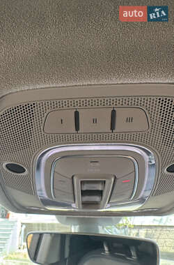 Внедорожник / Кроссовер Audi Q7 2015 в 