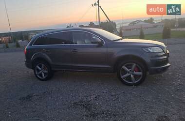 Внедорожник / Кроссовер Audi Q7 2011 в 