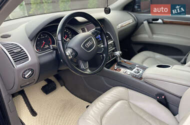 Внедорожник / Кроссовер Audi Q7 2014 в 