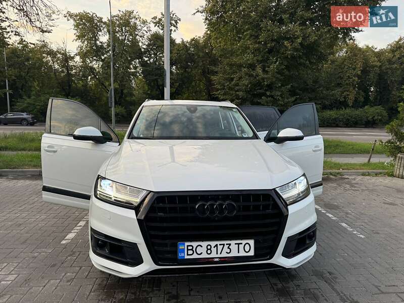 Внедорожник / Кроссовер Audi Q7 2016 в Львове