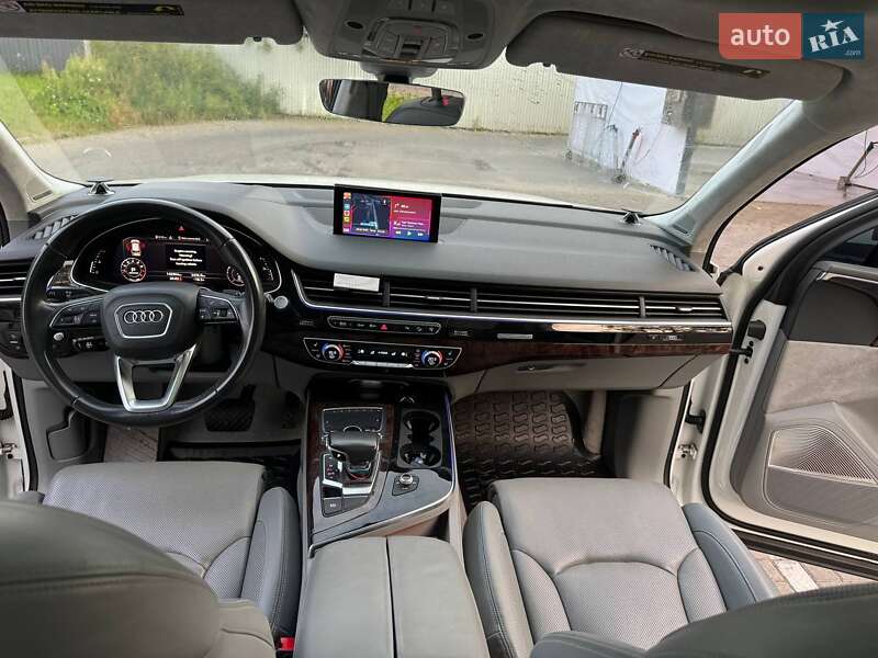 Внедорожник / Кроссовер Audi Q7 2016 в Львове