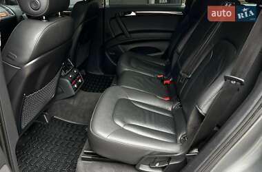 Позашляховик / Кросовер Audi Q7 2014 в 