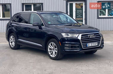 Внедорожник / Кроссовер Audi Q7 2017 в 