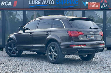 Внедорожник / Кроссовер Audi Q7 2012 в 