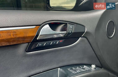 Внедорожник / Кроссовер Audi Q7 2012 в 