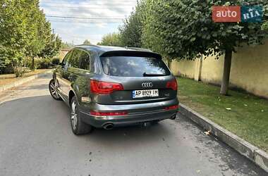 Внедорожник / Кроссовер Audi Q7 2015 в 