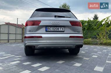 Внедорожник / Кроссовер Audi Q7 2016 в 