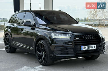 Позашляховик / Кросовер Audi Q7 2015 в Дніпрі