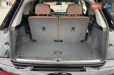 Внедорожник / Кроссовер Audi Q7 2019 в 