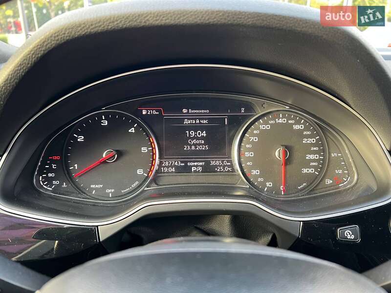 Внедорожник / Кроссовер Audi Q7 2017 в Киеве
