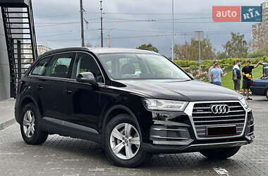 Внедорожник / Кроссовер Audi Q7 2017 в Днепре