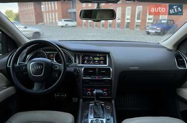 Внедорожник / Кроссовер Audi Q7 2008 в 