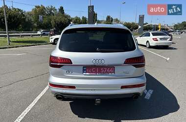 Внедорожник / Кроссовер Audi Q7 2015 в 