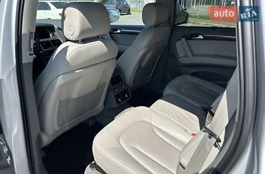 Внедорожник / Кроссовер Audi Q7 2015 в 
