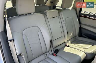 Внедорожник / Кроссовер Audi Q7 2015 в 