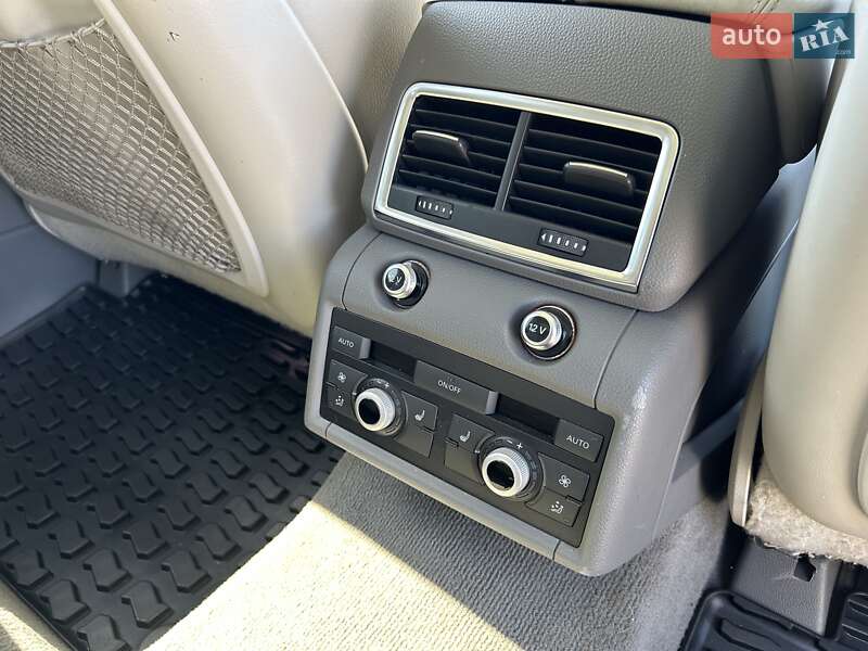 Позашляховик / Кросовер Audi Q7 2015 в Києві фото 37 Позашляховик / Кросовер Audi Q7 2015 в Києві