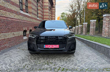Позашляховик / Кросовер Audi Q7 2020 в 