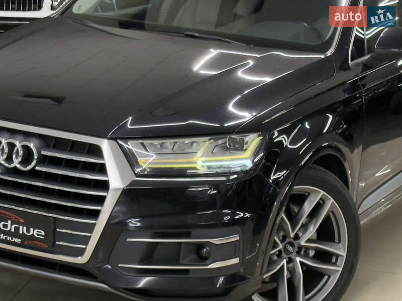 Позашляховик / Кросовер Audi Q7 2016 в Миколаєві фото 6 Позашляховик / Кросовер Audi Q7 2016 в Миколаєві