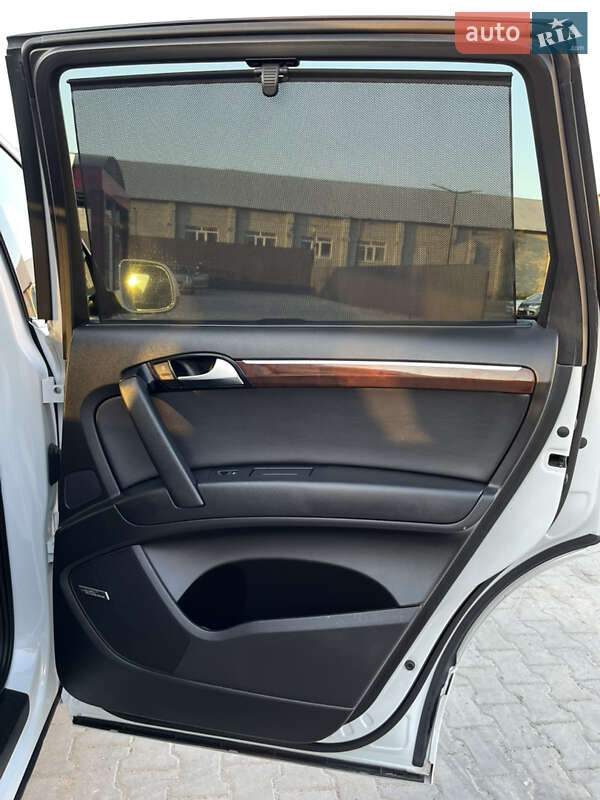 Позашляховик / Кросовер Audi Q7 2012 в Львові фото 12 Позашляховик / Кросовер Audi Q7 2012 в Львові