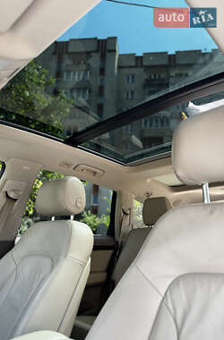 Внедорожник / Кроссовер Audi Q7 2013 в 
