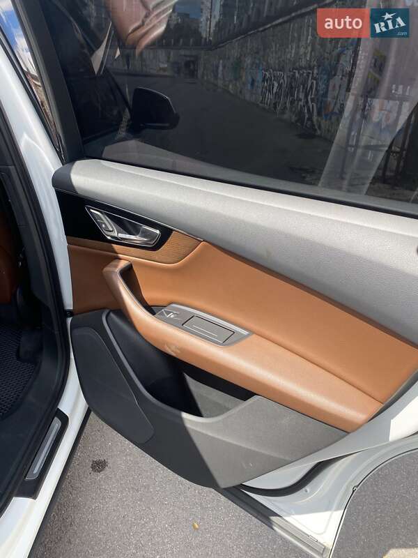 Внедорожник / Кроссовер Audi Q7 2016 в Днепре фото 11 Внедорожник / Кроссовер Audi Q7 2016 в Днепре