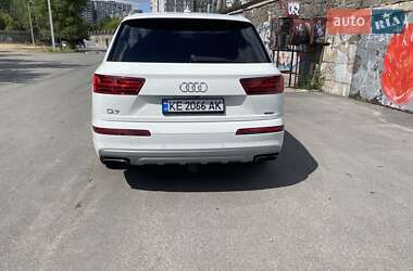 Внедорожник / Кроссовер Audi Q7 2016 в Днепре