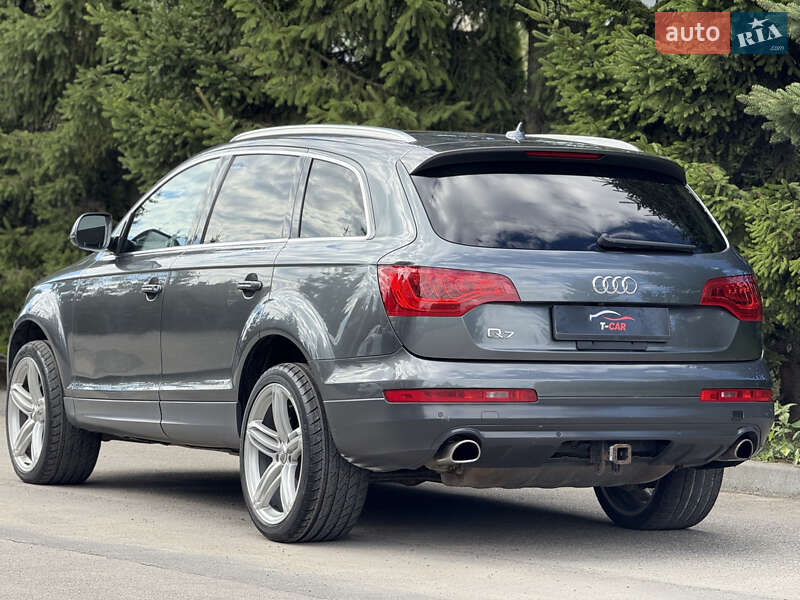 Позашляховик / Кросовер Audi Q7 2013 в Тернополі