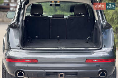 Внедорожник / Кроссовер Audi Q7 2013 в 