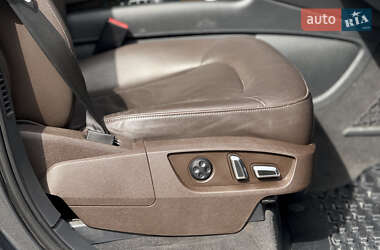 Внедорожник / Кроссовер Audi Q7 2013 в 