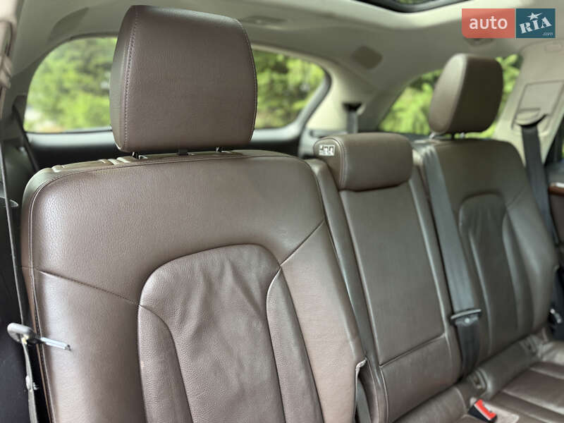 Позашляховик / Кросовер Audi Q7 2013 в Тернополі