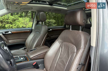 Внедорожник / Кроссовер Audi Q7 2013 в 