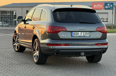 Внедорожник / Кроссовер Audi Q7 2013 в 