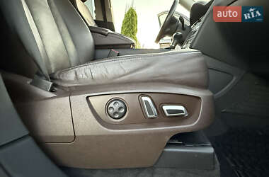 Внедорожник / Кроссовер Audi Q7 2013 в 