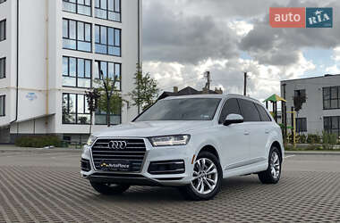 Позашляховик / Кросовер Audi Q7 2016 в 