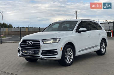 Позашляховик / Кросовер Audi Q7 2016 в 