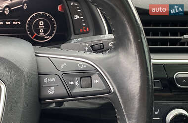 Позашляховик / Кросовер Audi Q7 2016 в 