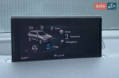 Позашляховик / Кросовер Audi Q7 2016 в 