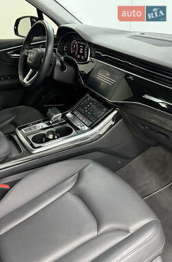 Внедорожник / Кроссовер Audi Q7 2020 в 