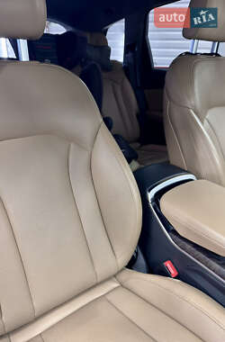 Позашляховик / Кросовер Audi Q7 2020 в 