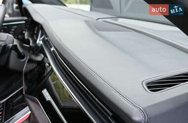 Внедорожник / Кроссовер Audi Q7 2020 в 