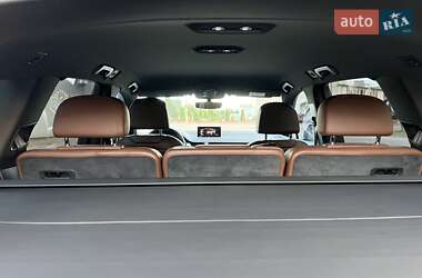 Внедорожник / Кроссовер Audi Q7 2016 в 