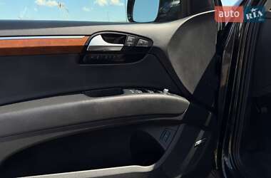 Внедорожник / Кроссовер Audi Q7 2013 в 