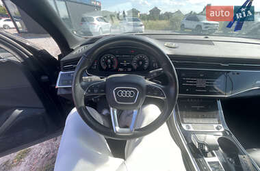Внедорожник / Кроссовер Audi Q7 2022 в 