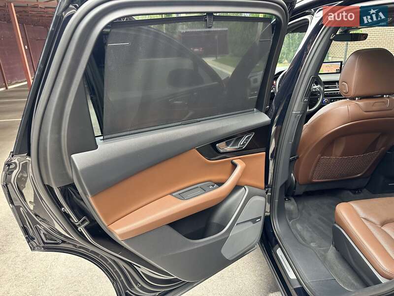 Позашляховик / Кросовер Audi Q7 2016 в Запоріжжі фото 29 Позашляховик / Кросовер Audi Q7 2016 в Запоріжжі