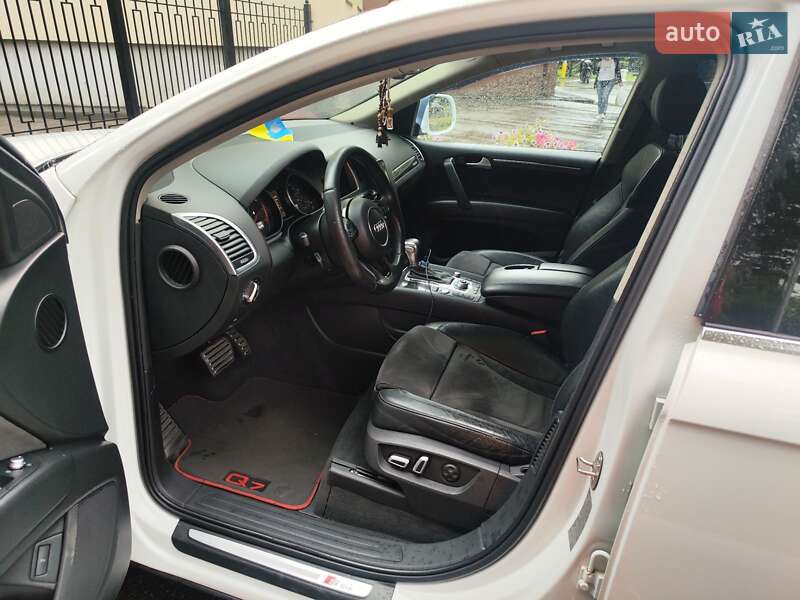 Позашляховик / Кросовер Audi Q7 2013 в Києві фото 6 Позашляховик / Кросовер Audi Q7 2013 в Києві